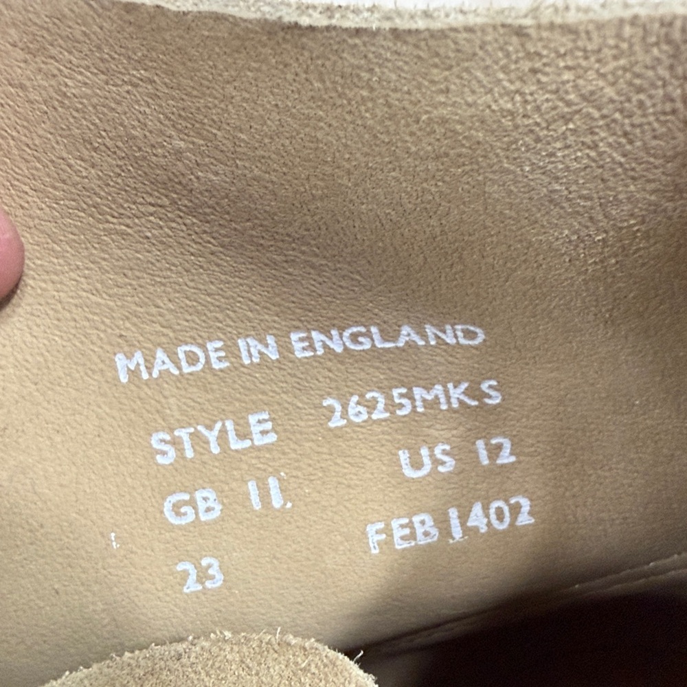 Todd Snyder Beige Suede Chukka Boots with Brown Laces nwot - Picture 3 of 4